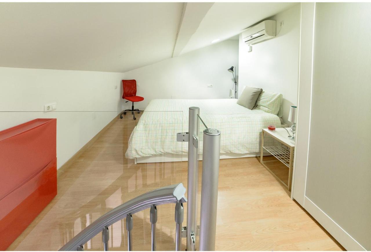 Sea & Wave Capitan Charming Duplex Apartment Málaga Buitenkant foto